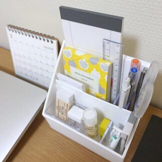 صندوق تخزين ثابت أبيض White stationary storage box